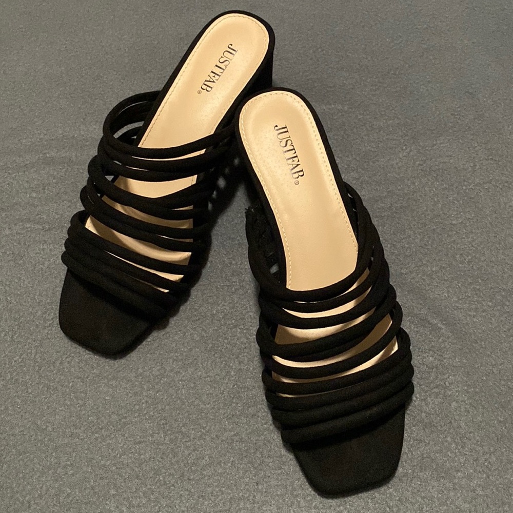 Brandnew Sandals